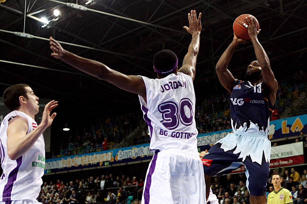 土地的足球 土地的足球