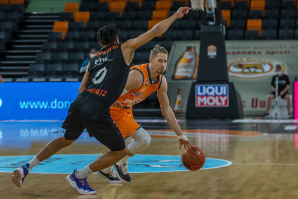 上如鱼得水 上如鱼得水